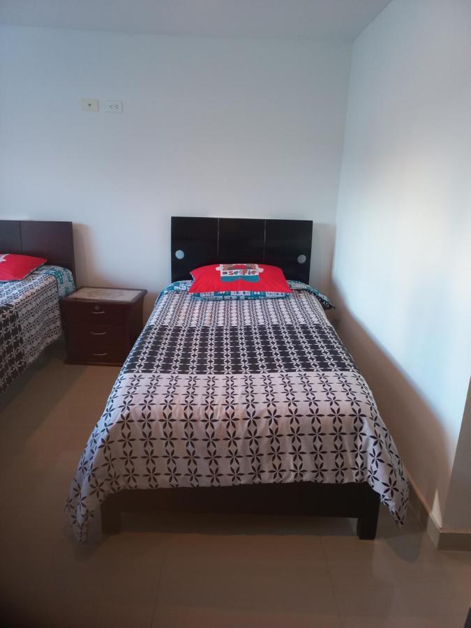Habitaciones Familiares Tunja Norte Buitenkant foto