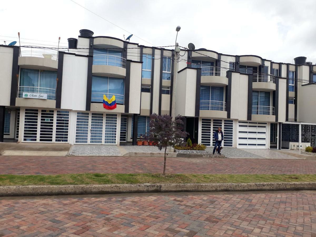 Habitaciones Familiares Tunja Norte Buitenkant foto